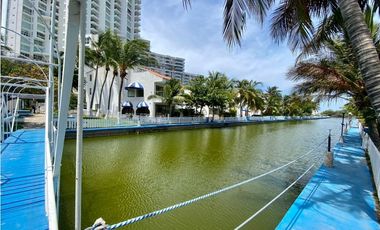 SE VENDE CASA CON SALIDA AL MAR EN POZOS COLORADOS – F.V