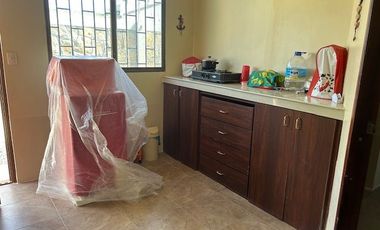 CASA DE UNA PLANTA CONFORMADA POR 3 SUITES INDEPENDIENTES EN SALINAS