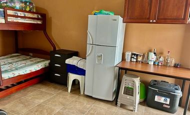 CASA DE UNA PLANTA CONFORMADA POR 3 SUITES INDEPENDIENTES EN SALINAS