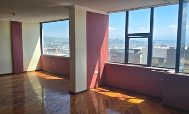 EDIFICIO RENTERO PLAZA PACHANO