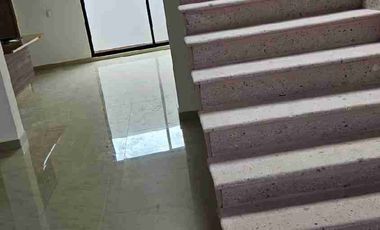 VENTA DE BONITA CASA NUEVA EN COL CONGRESO CONSTITUYENTE