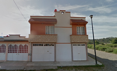 CASA A LA VENTA EN VISTA DEL LAGO, PATZCUARO, MICHOACAN