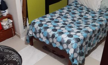 VENDO HERMOSA CASA DE DOS PISOS EN SOLEDAD CON AREA TOTAL DE 286 mts Y 2 APARTAMNETOS EN SEGUNDA PLANTA