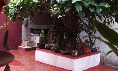 VENDO HERMOSA CASA DE DOS PISOS EN SOLEDAD CON AREA TOTAL DE 286 mts Y 2 APARTAMNETOS EN SEGUNDA PLANTA