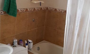 VENDO HERMOSA CASA DE DOS PISOS EN SOLEDAD CON AREA TOTAL DE 286 mts Y 2 APARTAMNETOS EN SEGUNDA PLANTA
