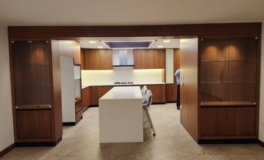 En Venta Departamento en planta baja nuevo l sector Centro histórico Cuenca