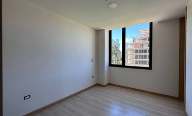EN VENTA HERMOSO DEPARTAMENTO DE 3 DORMITORIOS - AV PRIMERO DE MAYO SECTOR COLEGIO PASOS