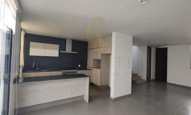 CASA EN RENTA DENTRO DE COTO AIRE EN SANTA ANA TEPETITLÁN