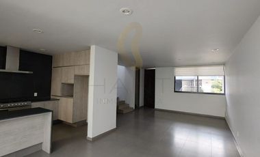 CASA EN RENTA DENTRO DE COTO AIRE EN SANTA ANA TEPETITLÁN