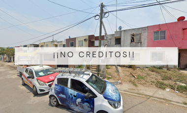 Casa en calle Kizil Kum , Oasis, Veracruz, México. ¡NO CRÉDITOS!