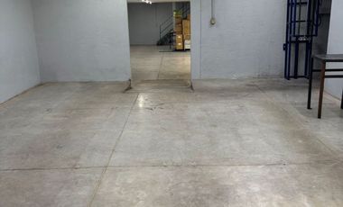 Renta Bodega con Oficinas Colonia Los Volcanes