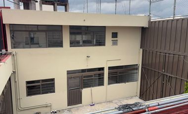 Renta Bodega con Oficinas Colonia Los Volcanes