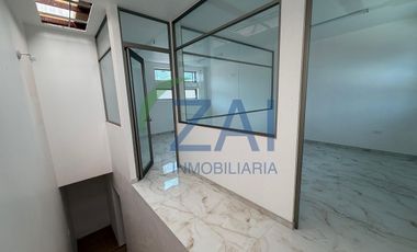 Renta Bodega con Oficinas Colonia Los Volcanes