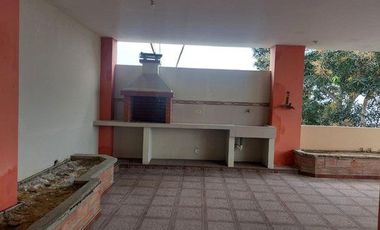 VENTA DE EDIFICIO DE 4 PISOS EN SANTA ROSA
