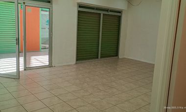 HERMOSO LOCAL COMERCIAL CENTRO LOS VOLCANES