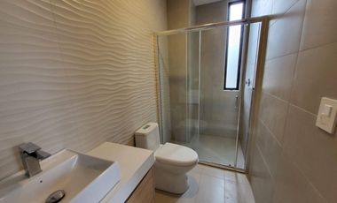 En Venta Departamento de 2 Dormitorios en sector Av. Primero de Mayo - Cuenca