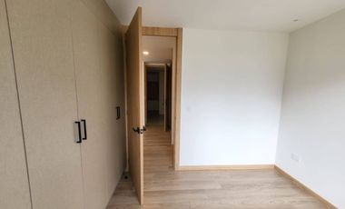 En Venta Departamento de 2 Dormitorios en sector Av. Primero de Mayo - Cuenca
