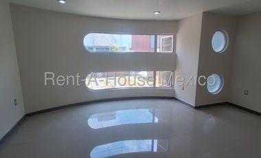 Casa en Venta en Toluca ,Fuentes de San Jose MT 25-3697.
