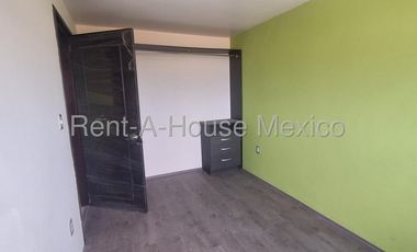 Casa en Venta en Toluca ,Fuentes de San Jose MT 25-3697.