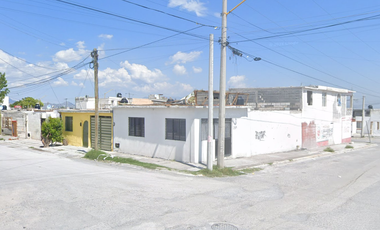SK21 CASA EN REMATE BANCARIO en LOMA LINDA, SALTILLO, COAHUILA