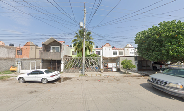 Casa en paseo Canal de San Antonio mil setecientos cuarenta y nueve, Pedregal del Valle, Torreón, Coahuila, México. ¡NO CRÉDITOS!