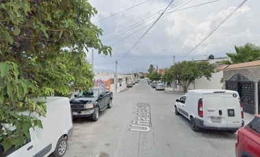 SK21 CASA EN REMATE BANCARIO en LOMA LINDA, SALTILLO, COAHUILA