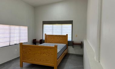 “CASA EN RENTA AMUEBLADA PARA 6 PERSONAS Y CON SERVICIOS”