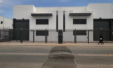 BODEGAS INDUSTRIALES EN RENTA EN CALLE OMEGA