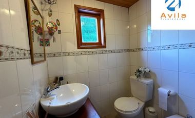 Curarrehue sector Caren parcela de 5.100m2 con casa y piscina a un costado carretera COD.VTAP224