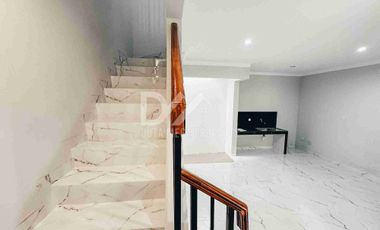 dijual rumah 2 lantai dalam cluster graha Bintaro