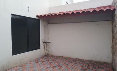 CASA EN VENTA ZAKIA CONDOMINIO MODENA