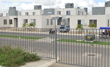 CASA EN VENTA DE RECUPERACION DE CARTERA, C. 20 E, LAS PALMAS YUCATAN