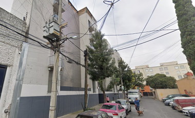 Recuperación bancaria ¡REMATE! - Propiedad en Balbuena, V. Carranza, CDMX.