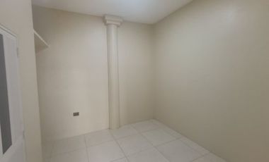 SE RENTA SUITE CON EXCELENTES ACABADOS