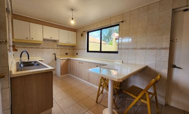 Linda casa en arriendo Villa Instituto Inglés, Machali