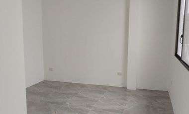 Alquilo departamento en Barrio Seguro