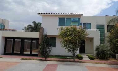 CASA EN RENTA EN PEDREGAL DEL GIGANTE, LEON GUANAJUATO