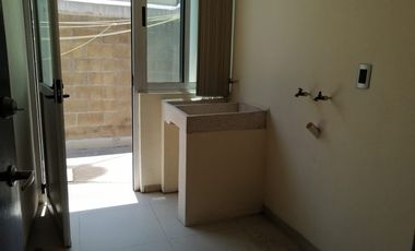CASA EN RENTA EN PEDREGAL DEL GIGANTE, LEON GUANAJUATO