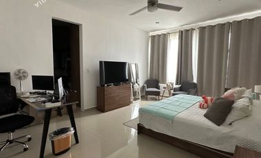 CASA EN VENTA DE UN PISO TOTALMENTE EQUIPADA CON ALBERCA