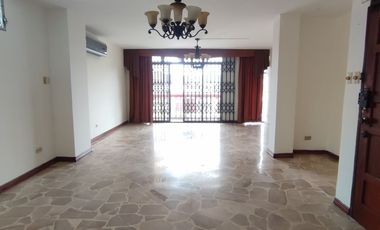 SE ALQUILA DEPARTAMENTO EN NUEVA KENNEDY