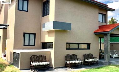 Preciosa Casa en Loma de Valle Escondido recién remodelada con acabados de lujo