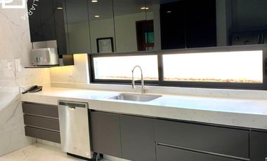 Preciosa Casa en Loma de Valle Escondido recién remodelada con acabados de lujo