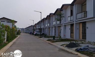 Disewakan Rumah Cendana Parc Lippo Karawci Kota Tangerang Murah Nyaman Siap Huni Lokasi Bagus Strategis