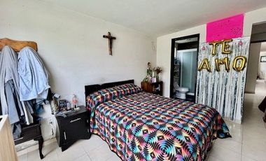 CASA EN VENTA EN TOLUCA UNA PLANTA CON ALBERCA RECURSOS PROPIOS