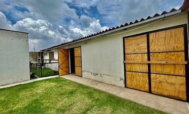 CASA EN VENTA EN TOLUCA UNA PLANTA CON ALBERCA RECURSOS PROPIOS