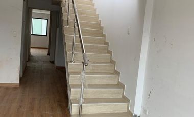 VENDO LINDO DUPLEX DE ESTRENO EN URB. CHAMA SURCO $310,000