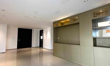URB. BOSQUES DE LA RIOJA-SAMBORONDÓN, Alquilo departamento 3 dorm $1500.