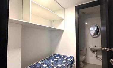 URB. BOSQUES DE LA RIOJA-SAMBORONDÓN, Alquilo departamento 3 dorm $1500.