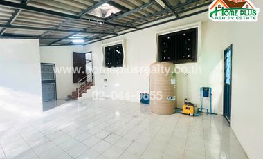 บ้านแสงจันทร์ฉาย ตำบลเขาทราย อำเภอทับคล้อ พิจิตร