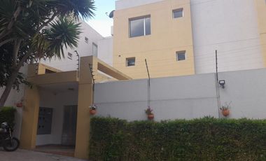 DEPARTAMENTO EN ARRIENDO EN CUMBAYA CON TERRAZA PRIVADA Y 2 PARQUEOS